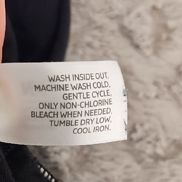 Old Navy Women's Black Short Sleeve Top - Picture 8 of 8